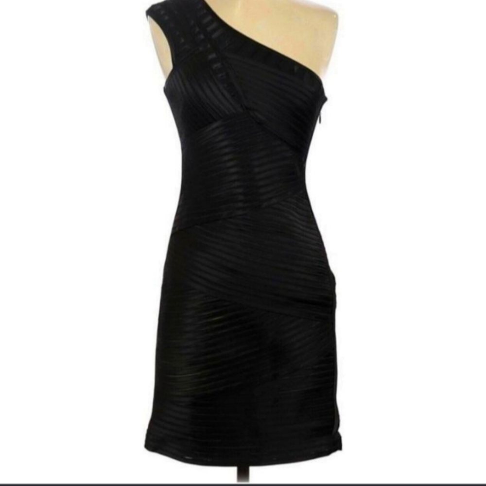 BCBGMAXAZRIA bodycon dress